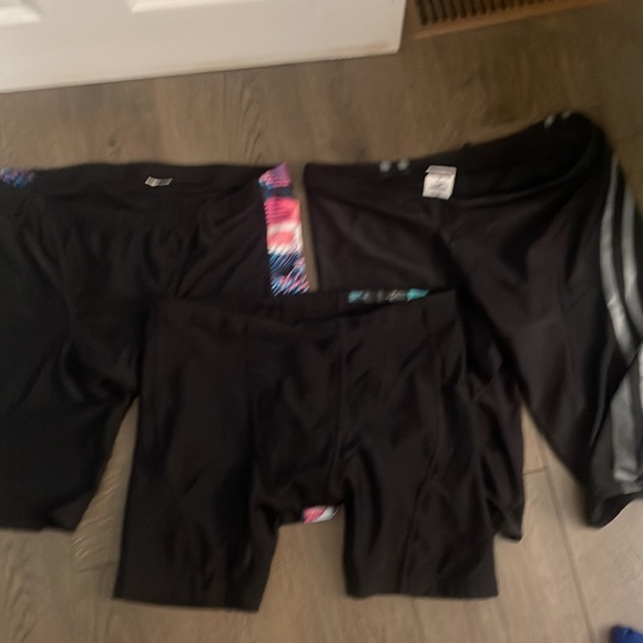 Men’s swimwear - Picture 2 of 5